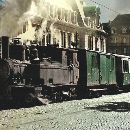 Charly'S Gare Hotel Senningerberg Bagian luar foto